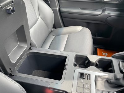 2025 Toyota LAND CRUISER 250 照片 22