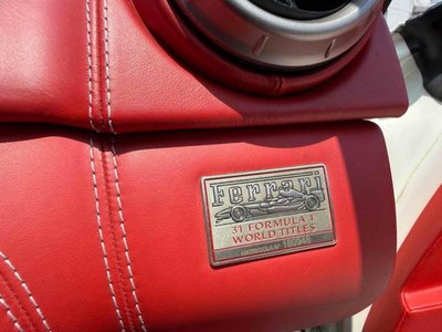 صورة مصغرة 37 لـ  Ferrari CALIFORNIA