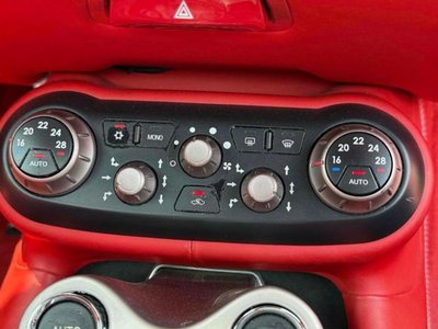 صورة مصغرة 26 لـ  Ferrari CALIFORNIA