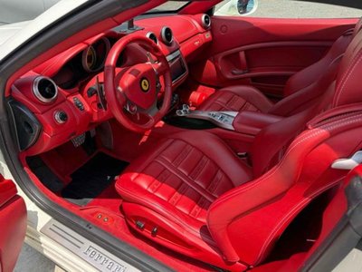 صورة مصغرة 28 لـ  Ferrari CALIFORNIA