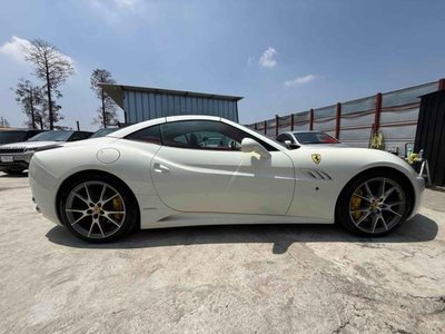  Ferrari CALIFORNIA 照片 4