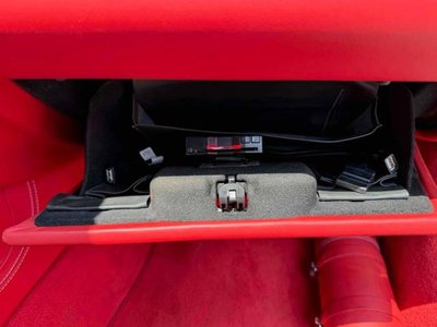 صورة مصغرة 38 لـ  Ferrari CALIFORNIA