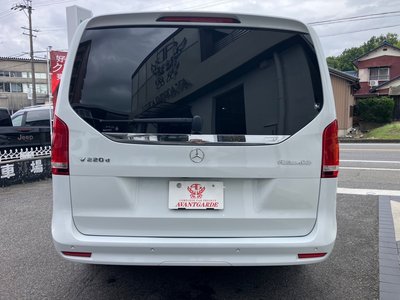 2023 Mercedes-BENZ V-CLASS photo 8