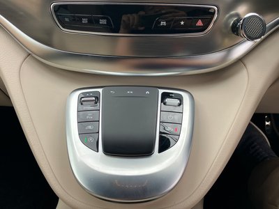 2023 Mercedes-BENZ V-CLASS thumbnail 31