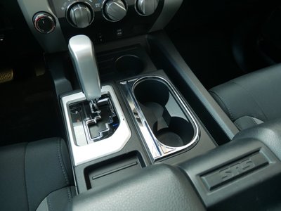 2019 Toyota TUNDRA 缩略图 39