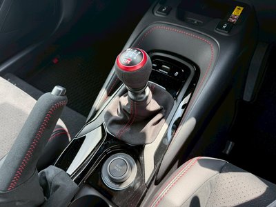 صورة مصغرة 52 لـ 2026 Toyota GR COROLLA