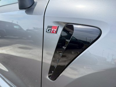 صورة مصغرة 15 لـ 2026 Toyota GR COROLLA