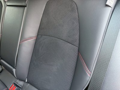 صورة مصغرة 73 لـ 2026 Toyota GR COROLLA