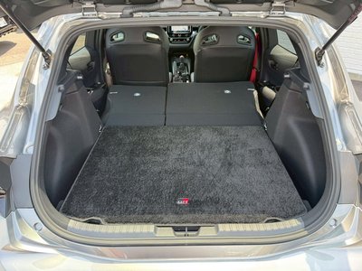 صورة مصغرة 79 لـ 2026 Toyota GR COROLLA