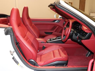 2022 Porsche 911 thumbnail 27