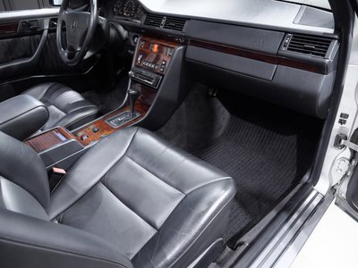 1995 Mercedes-BENZ E-CLASS 缩略图 47