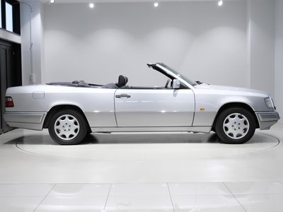 1995 Mercedes-BENZ E-CLASS 缩略图 11