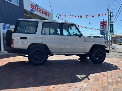 صورة 4 لـ 2002 Toyota LAND CRUISER 70