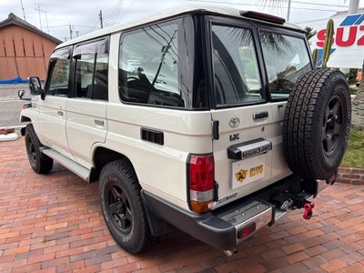 صورة 7 لـ 2002 Toyota LAND CRUISER 70