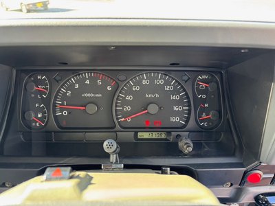 صورة 31 لـ 2002 Toyota LAND CRUISER 70