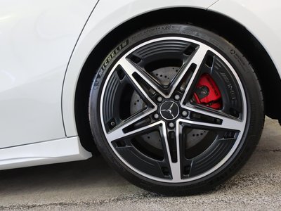 2023 Mercedes-BENZ A-CLASS AMG thumbnail 18