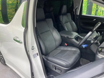 2023 Toyota ALPHARD — фото 9