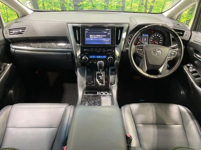 2023 Toyota ALPHARD — фото 4