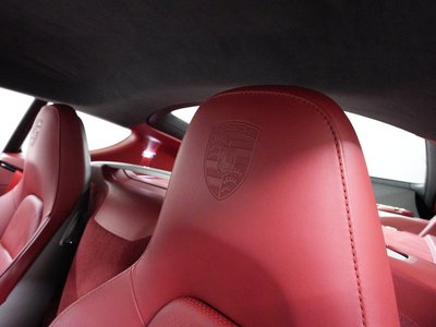 2016 Porsche CAYMAN thumbnail 30