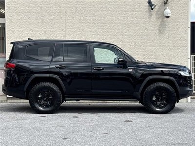 2023 Toyota LAND CRUISER 300 thumbnail 34