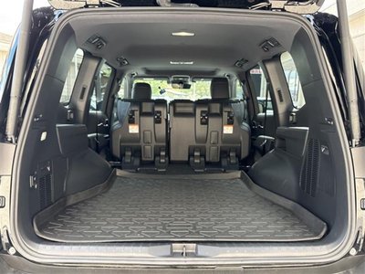 2023 Toyota LAND CRUISER 300 thumbnail 27