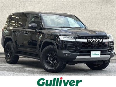 2023 Toyota LAND CRUISER 300 photo 1