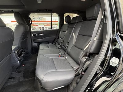 2023 Toyota LAND CRUISER 300 thumbnail 23