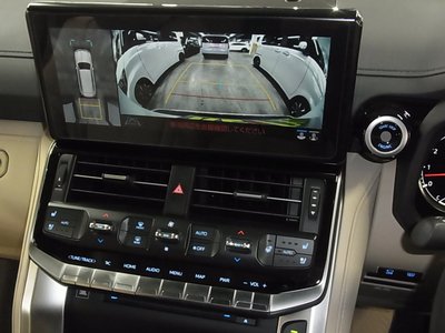 صورة 28 لـ 2023 Toyota LAND CRUISER 300