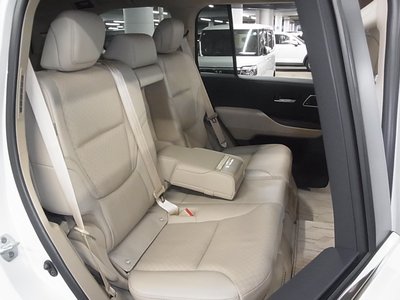 صورة 19 لـ 2023 Toyota LAND CRUISER 300