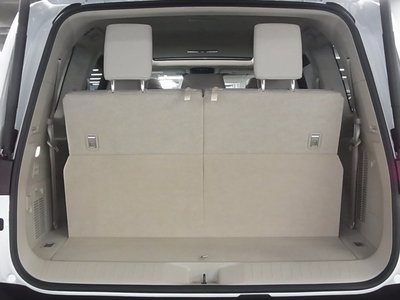 صورة 22 لـ 2023 Toyota LAND CRUISER 300