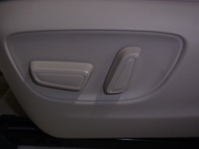 صورة 43 لـ 2023 Toyota LAND CRUISER 300