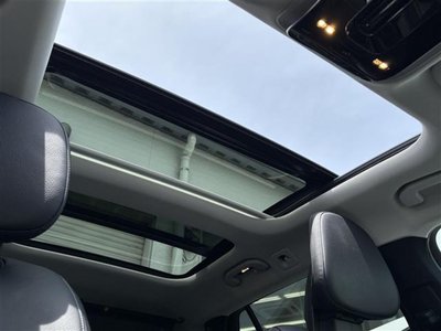 2023 Mercedes-BENZ C-CLASS photo 12