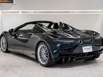 صورة 18 لـ 2024 Mclaren ARTURA SPIDER