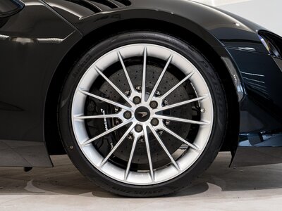 صورة 26 لـ 2024 Mclaren ARTURA SPIDER