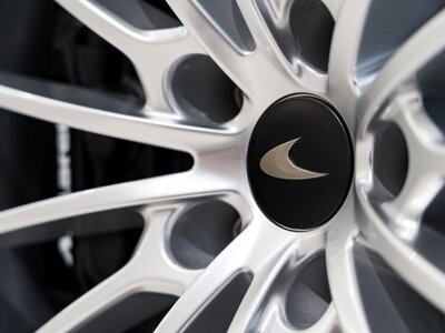 صورة 34 لـ 2024 Mclaren ARTURA SPIDER
