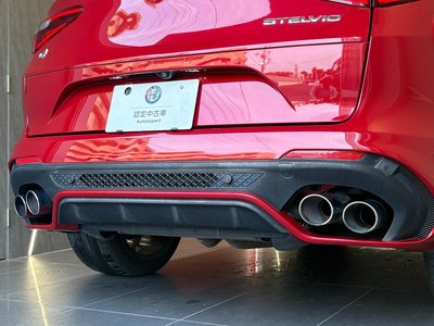 صورة 48 لـ 2019 ALFA Romeo STELVIO