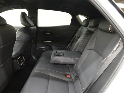 صورة 10 لـ 2024 Toyota CROWN SPORT