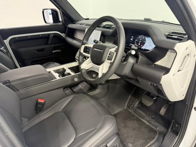 2024 LAND Rover DEFENDER photo 10