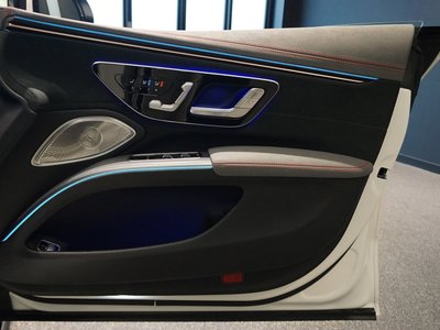 2023 Mercedes-BENZ EQS thumbnail 32