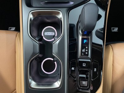 2025 Lexus NX 照片 26