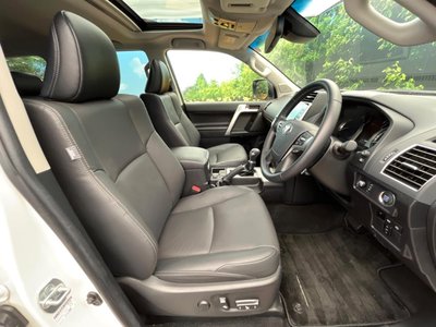2023 Toyota LAND CRUISER PRADO 照片 7