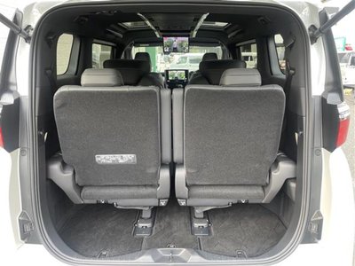 2024 Toyota ALPHARD — фото 32