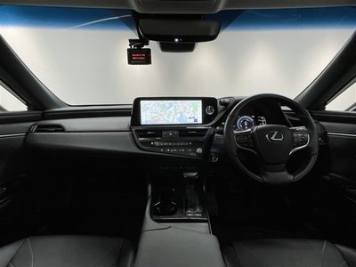 صورة مصغرة 6 لـ 2023 Lexus ES