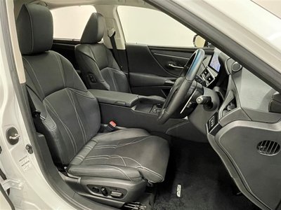 صورة مصغرة 17 لـ 2023 Lexus ES