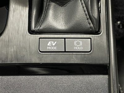 صورة مصغرة 30 لـ 2023 Lexus ES