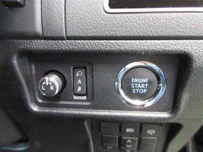 2023 Toyota LAND CRUISER PRADO thumbnail 22