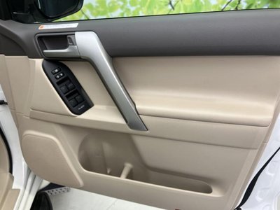 صورة 24 لـ 2023 Toyota LAND CRUISER PRADO