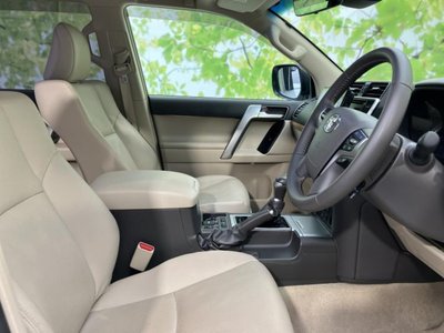 صورة 4 لـ 2023 Toyota LAND CRUISER PRADO