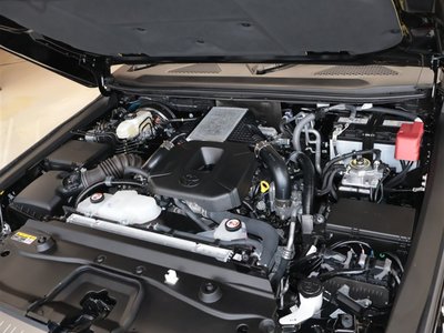 صورة 27 لـ 2025 Toyota LAND CRUISER 250