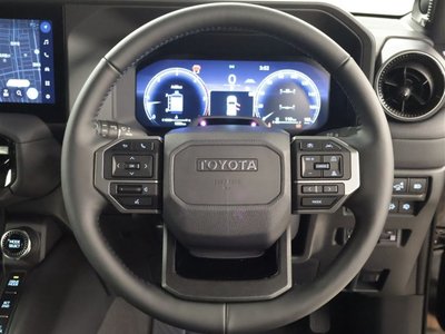صورة 6 لـ 2025 Toyota LAND CRUISER 250